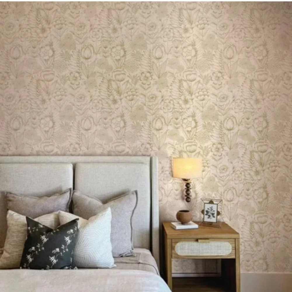 Tempaper & Co. Homestead Floral Removable Peel and Stick Wallpaper, Metallic